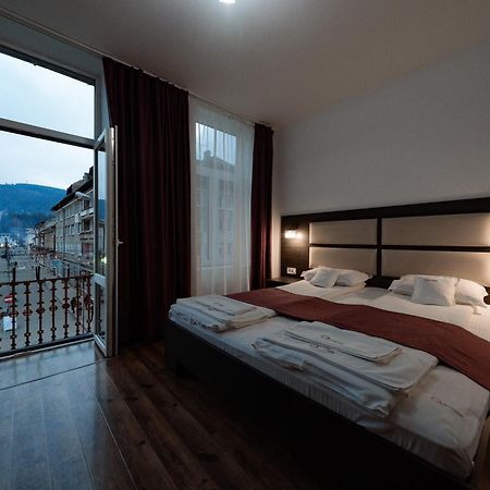 Quantum House Hotel Vatra Dornei Ngoại thất bức ảnh