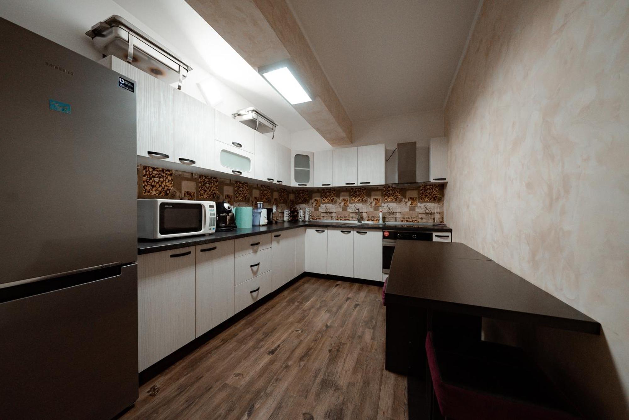 Quantum House Hotel Vatra Dornei Ngoại thất bức ảnh