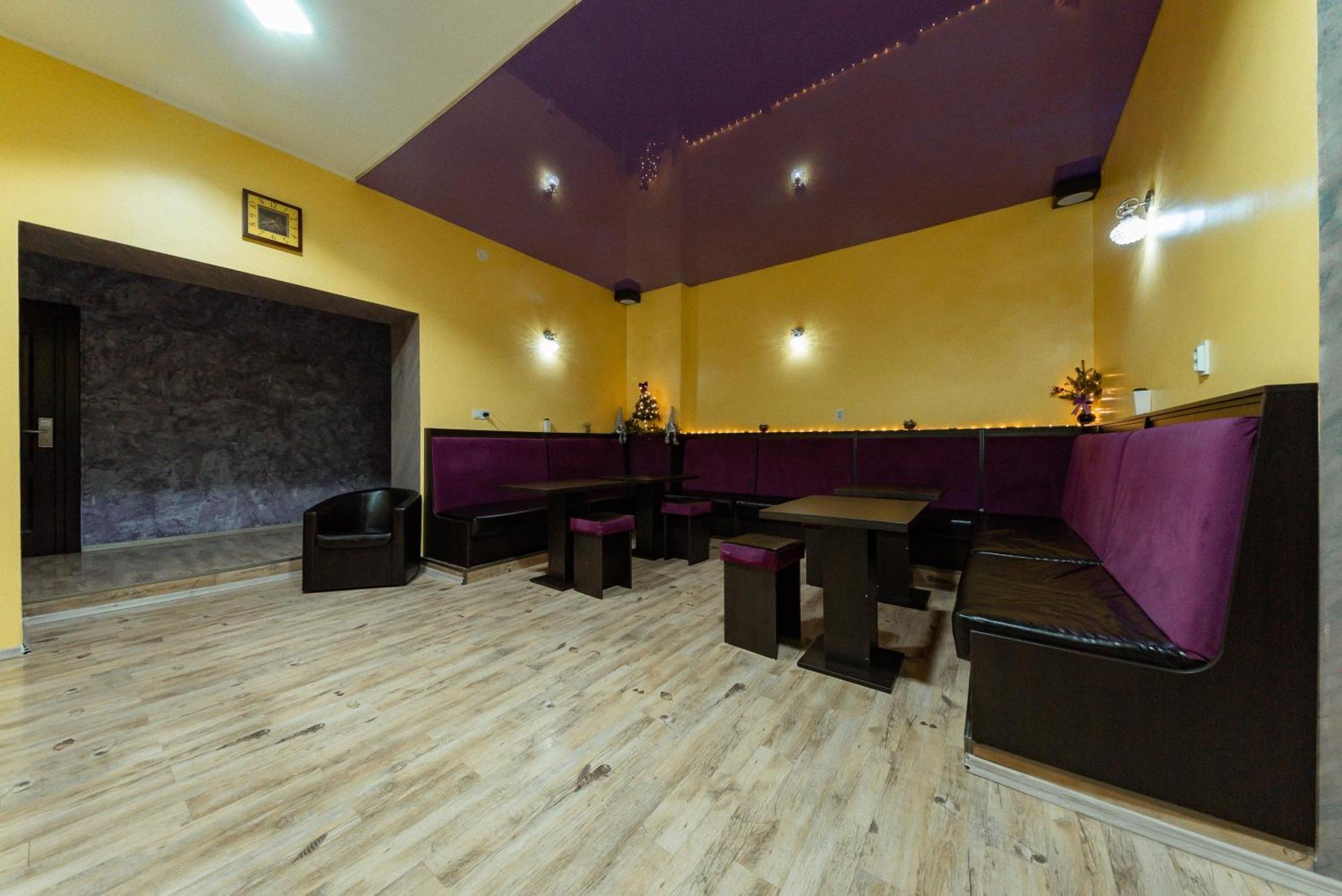 Quantum House Hotel Vatra Dornei Ngoại thất bức ảnh