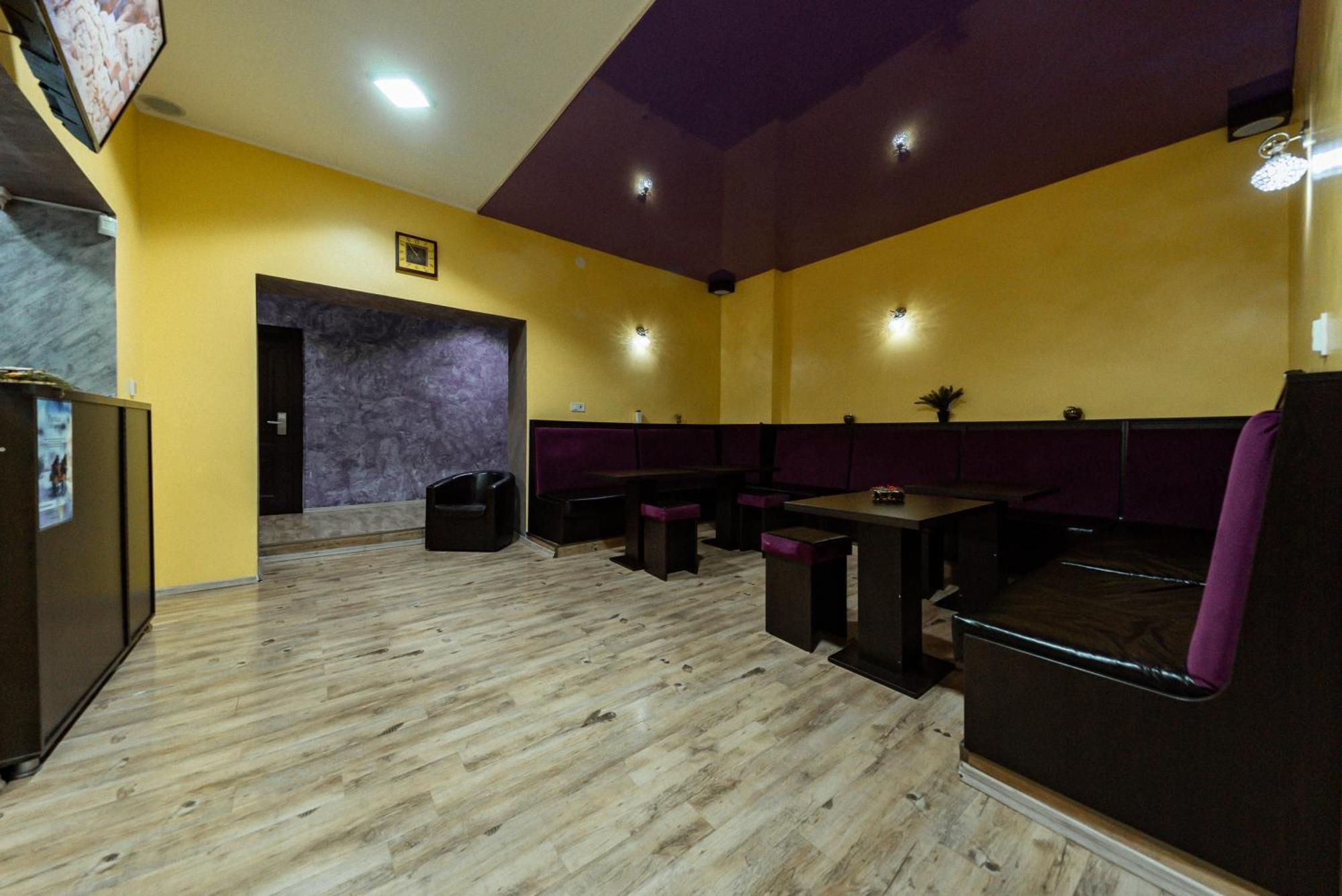 Quantum House Hotel Vatra Dornei Ngoại thất bức ảnh