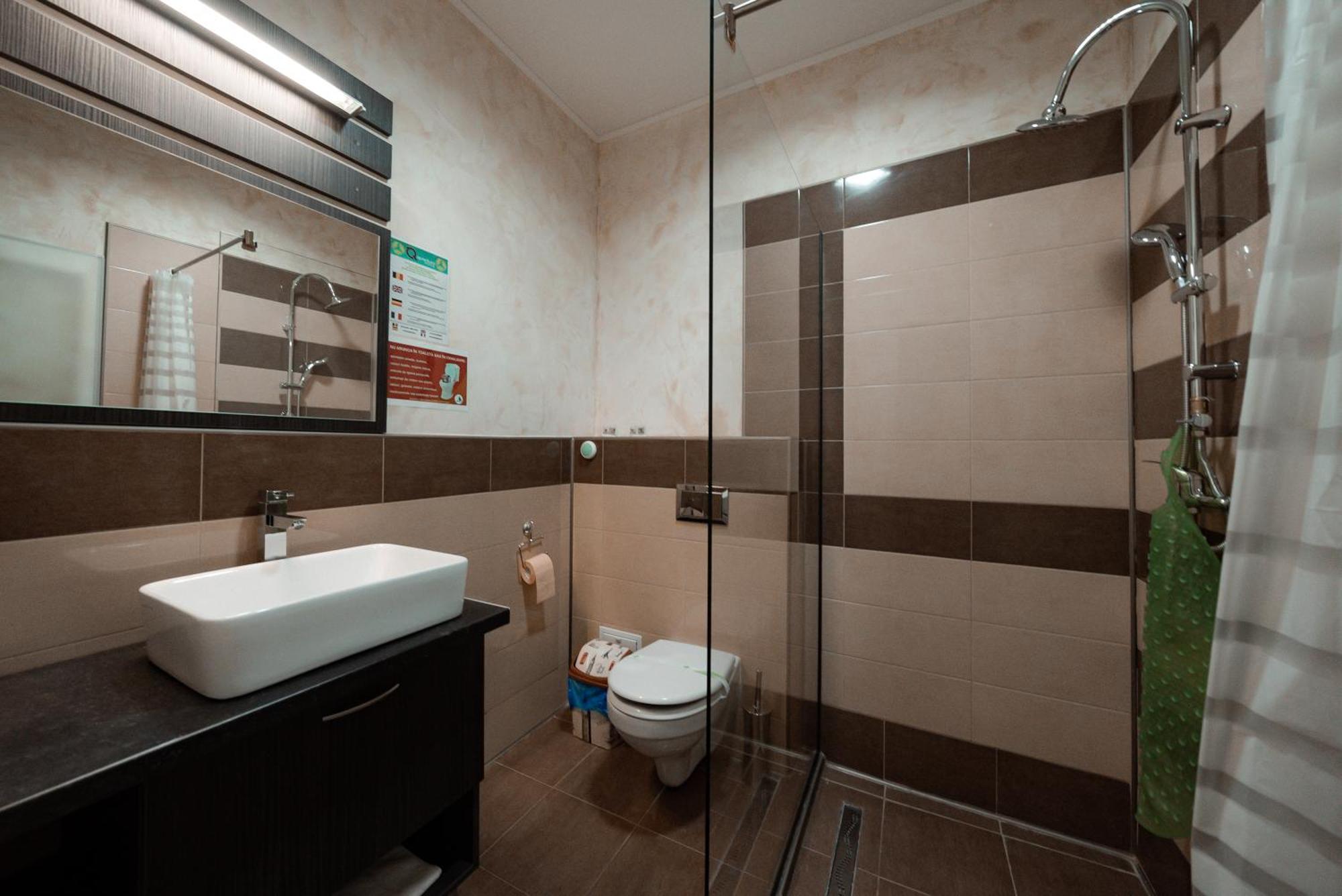 Quantum House Hotel Vatra Dornei Ngoại thất bức ảnh